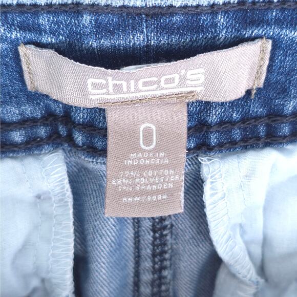 Chicos Jeans Womens 0 (30x20) Blue Crop Capri Stretch Denim Bling - Picture 5 of 9